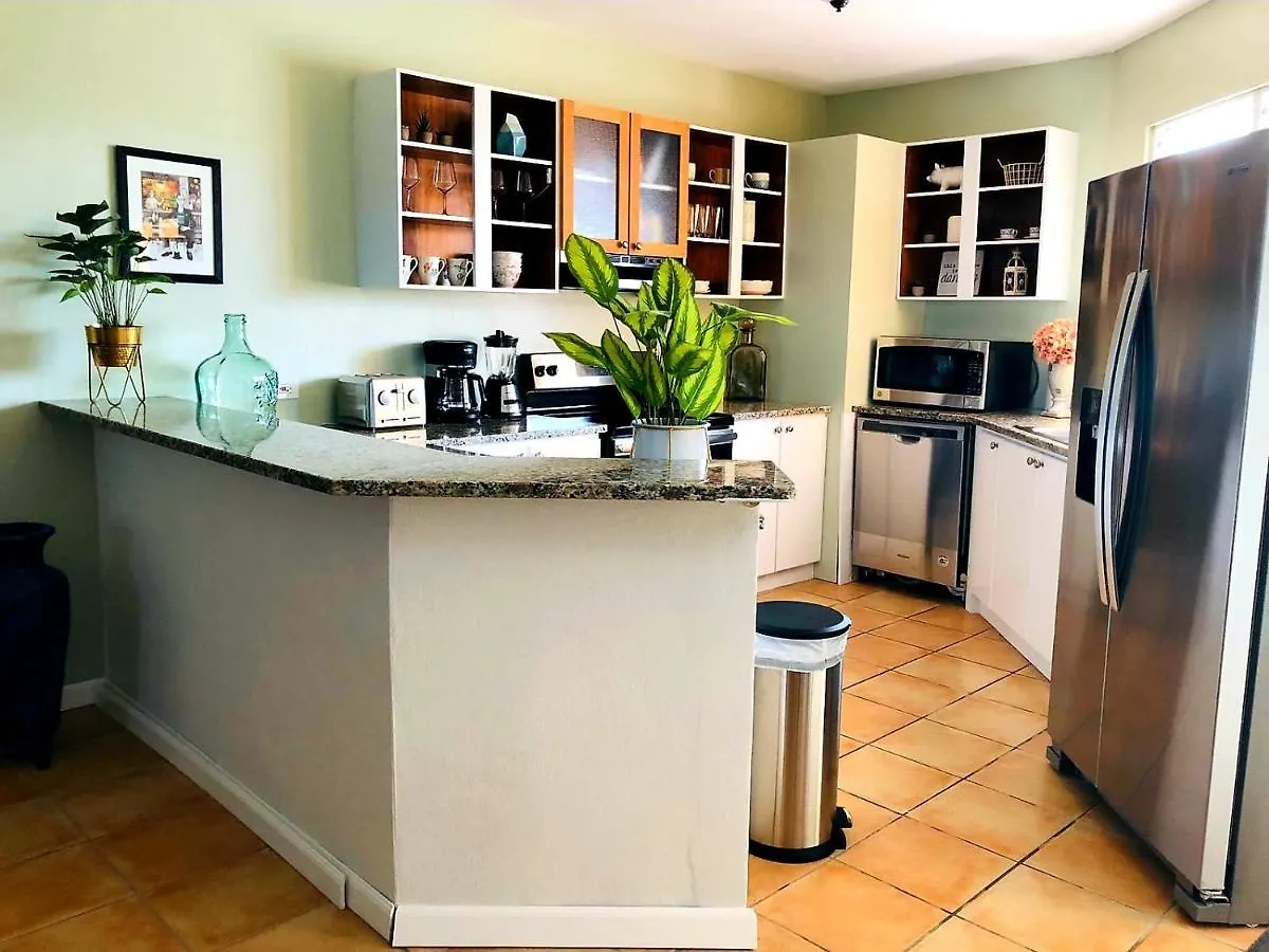 Mariposa Beach House location